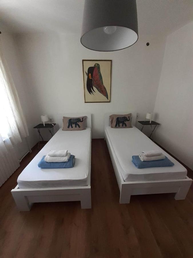 Double M City Center Apartments Skopje Esterno foto